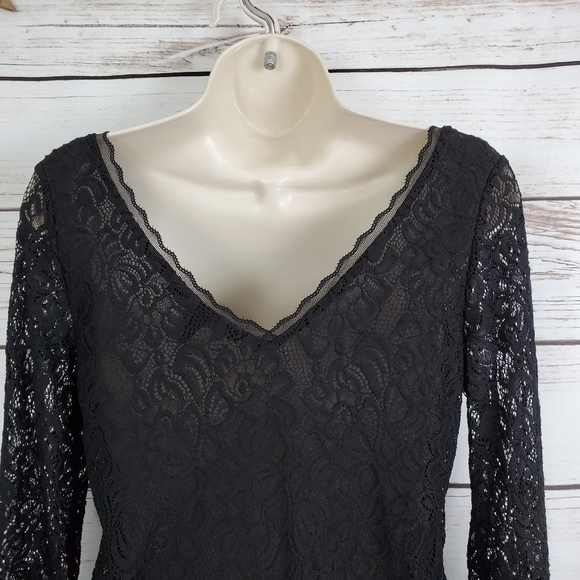 WHBM | Sheer Lace Reversible Long Sleeve Top - Picture 6 of 8